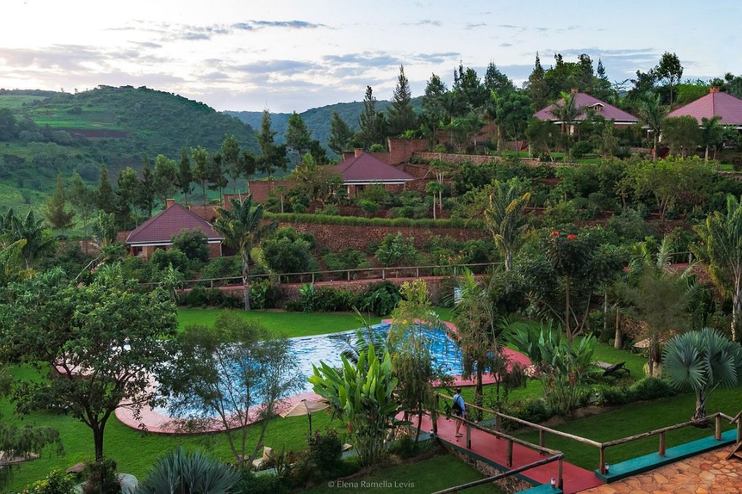 Njia Panda Tented Lodge (2)